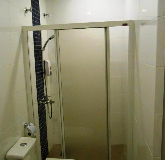 בית מלון כפרי Kt Chinatown Lodge