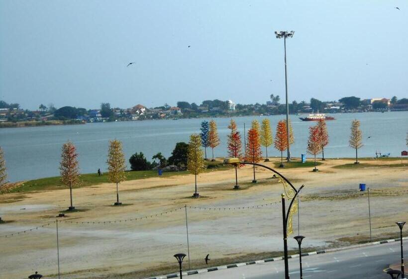 בית מלון כפרי Kt Chinatown Lodge