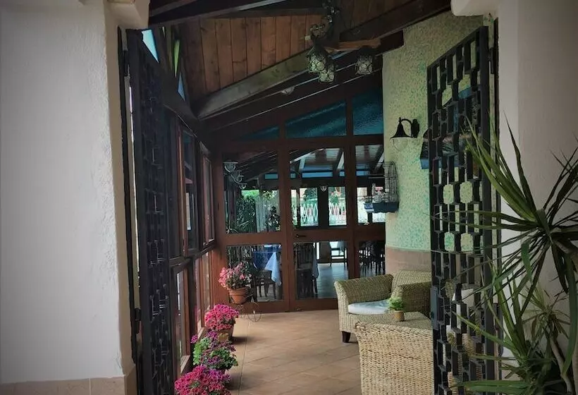 هتل Le Tre Caravelle