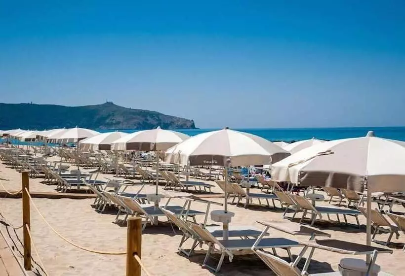 هتل Le Tre Caravelle