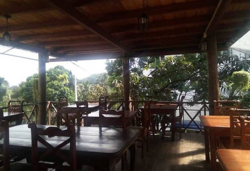 فندق Mango Garden