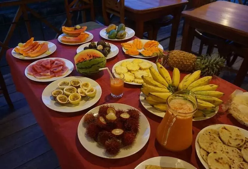 Отель Mango Garden