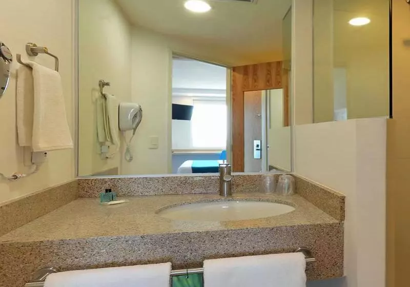 酒店 One Salamanca Oriente