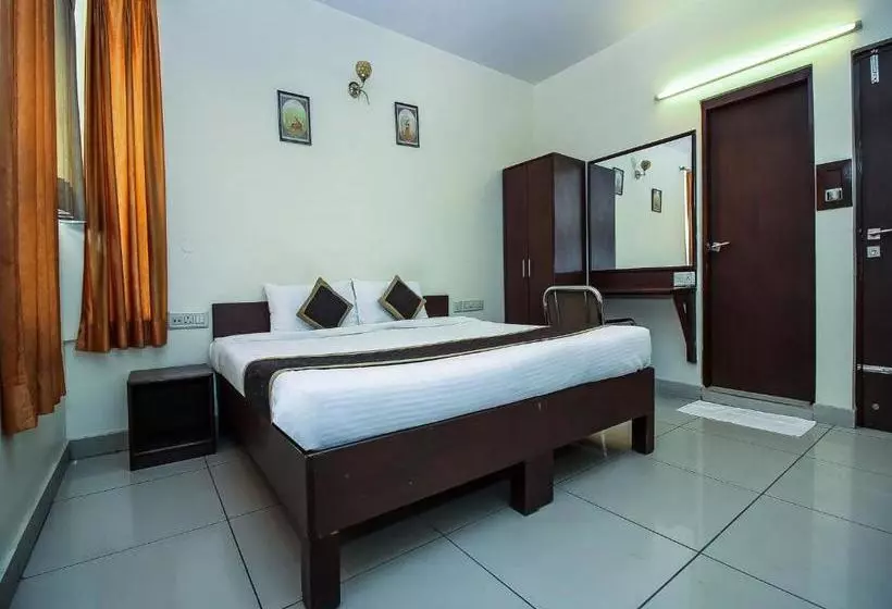 Hôtel Oyo Rooms Sodala Circle