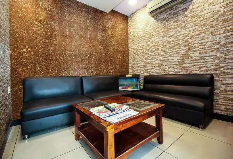 Hôtel Oyo Rooms Sodala Circle