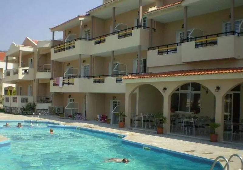 Hotelli Rachoni Imperial