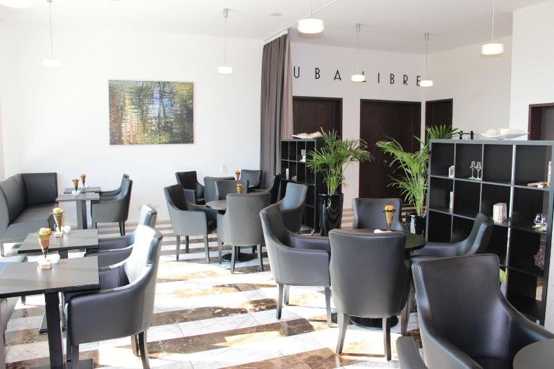 Отель Tobbaccon