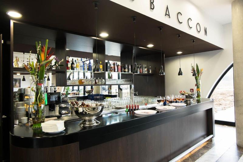 Отель Tobbaccon