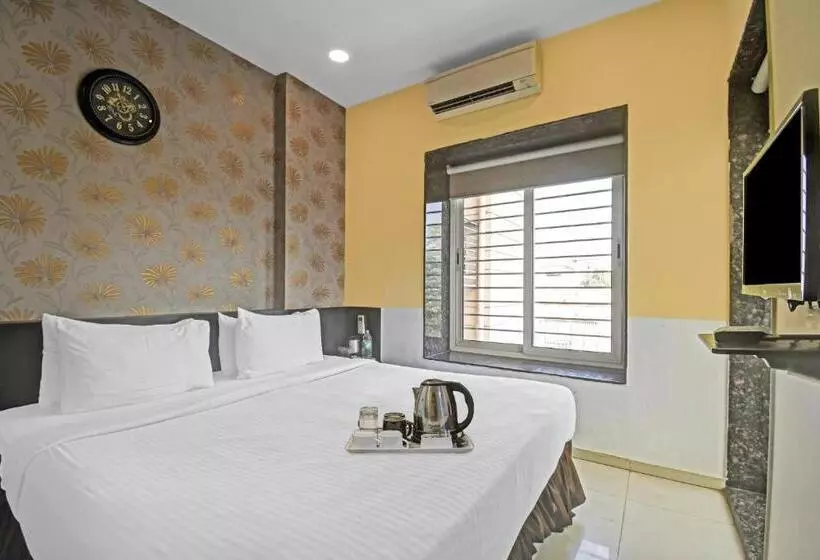 Townhouse 727 Hotel The Platinum