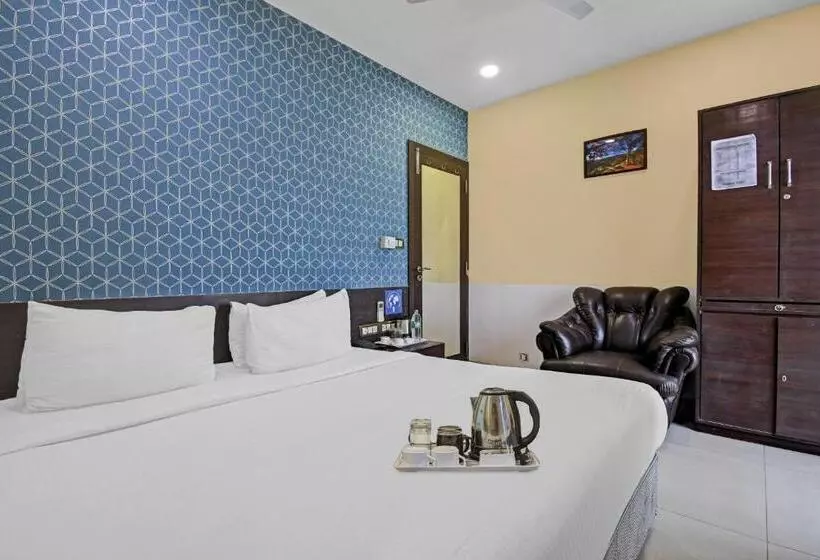 Townhouse 727 Hotel The Platinum