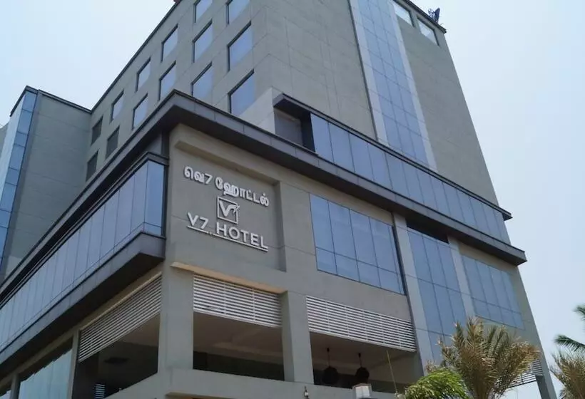 هتل V7