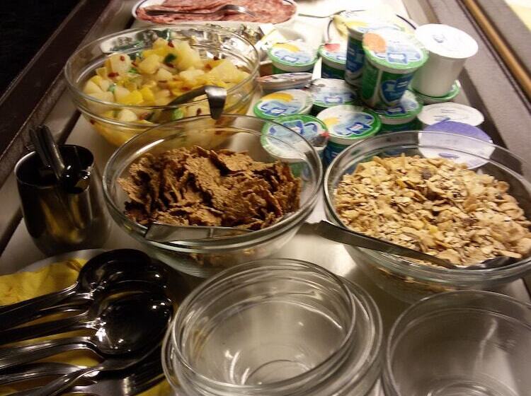 בית מלון כפרי Villa Dina