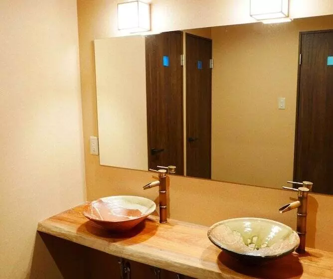 K S House Takayama Oasis [2nd K S Hostel]