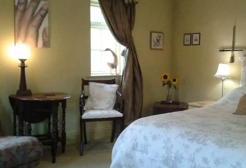 Thorpe Green House Vegetarian Bed & Breakfast