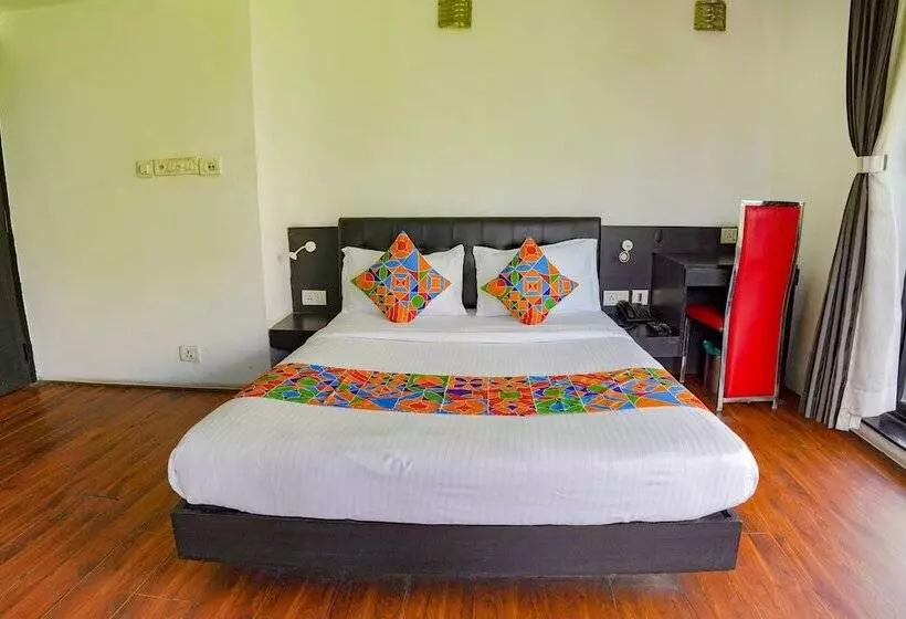 Fabhotel Ballygunge Luxury   Nr Ballygunge Station