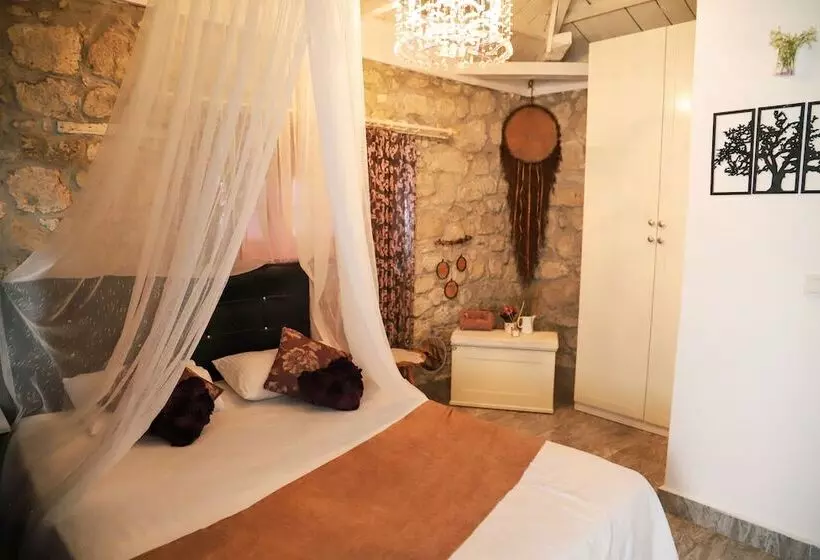 Usta X Cirak Butik Otel