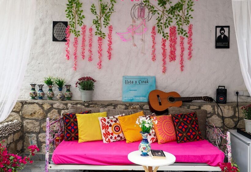 Usta X Cirak Butik Otel