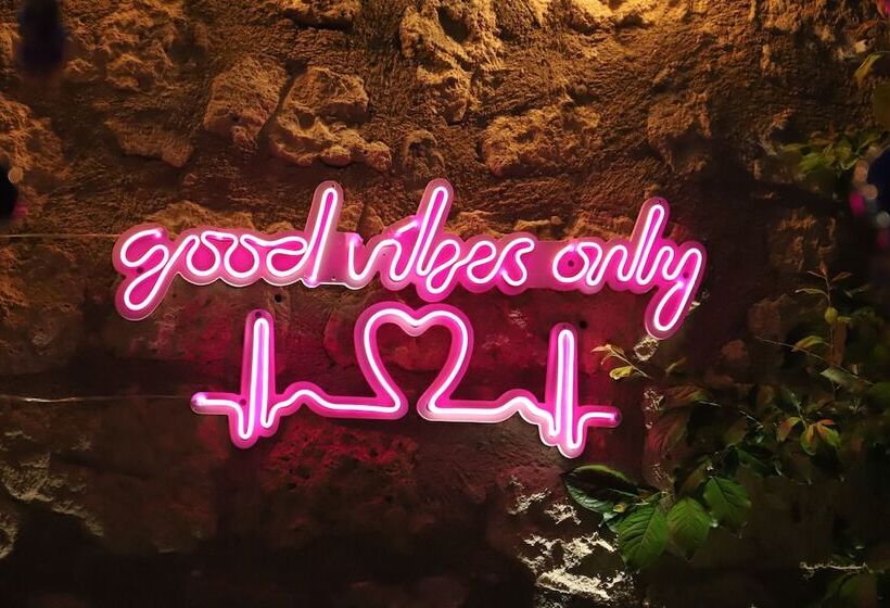 Usta X Cirak Butik Otel