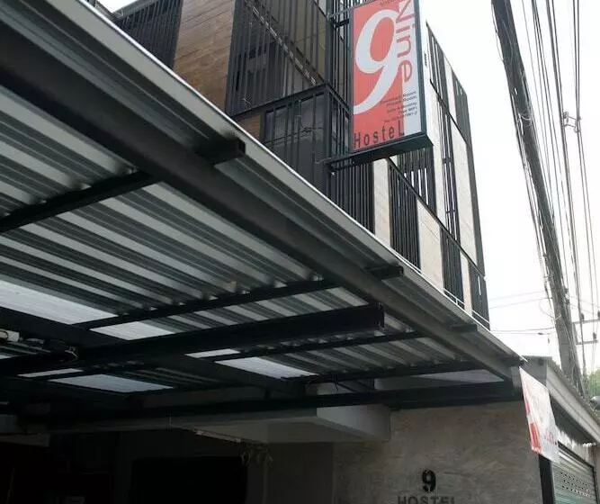 9 Hostel Hostel