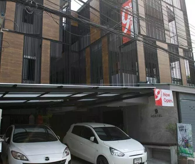 9 Hostel Hostel
