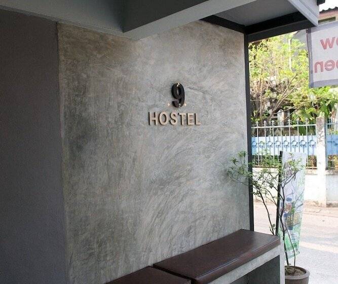 9 Hostel Hostel