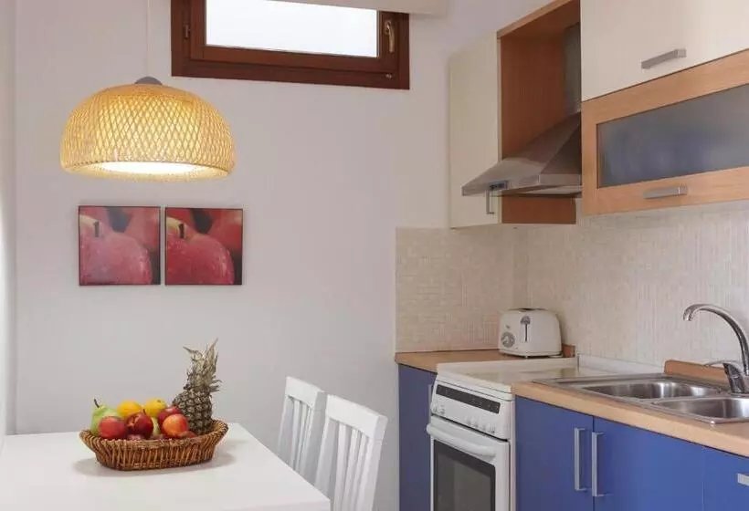 Anassa Mare Villas & Residences