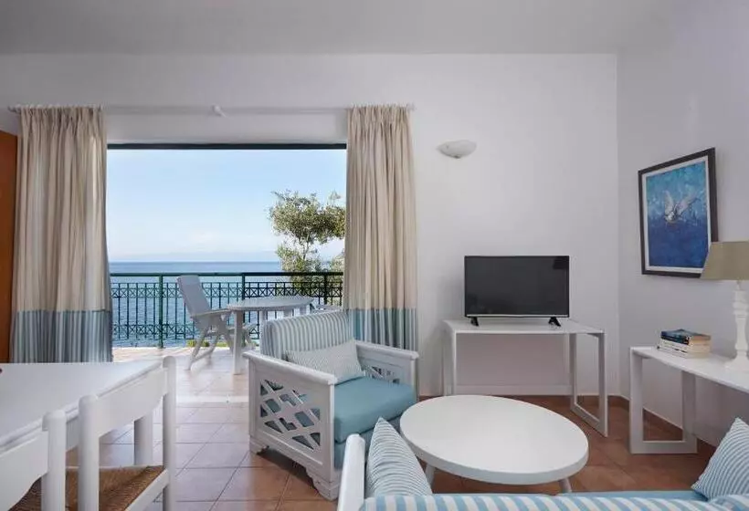 Anassa Mare Villas & Residences