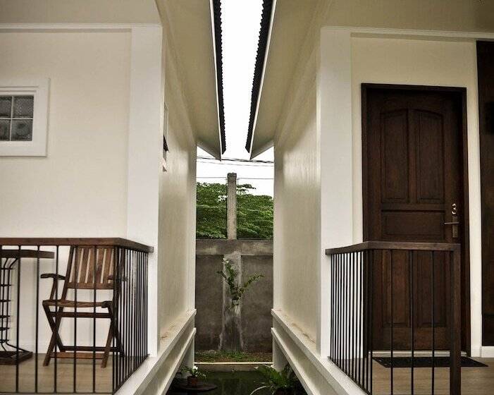 צימר Cleon Villas Pension