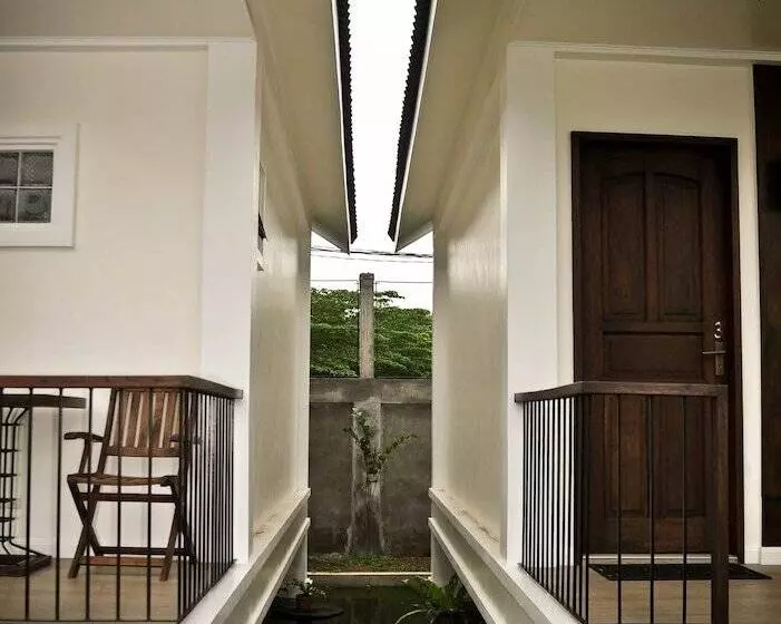 ベッドアンドブレックファースト Cleon Villas Pension