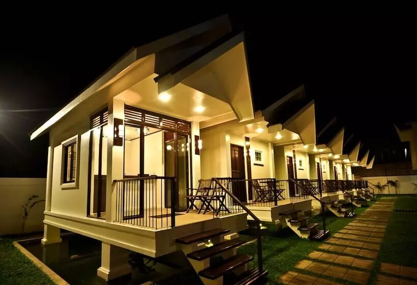 ベッドアンドブレックファースト Cleon Villas Pension