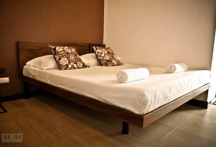 ベッドアンドブレックファースト Cleon Villas Pension