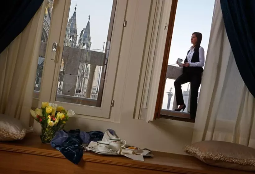 تختخواب و صبحانه Canaletto Luxury Suites San Marco Luxury