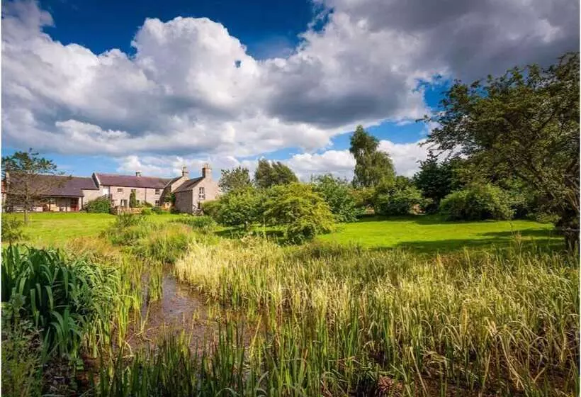 민박 Westfield House Farm