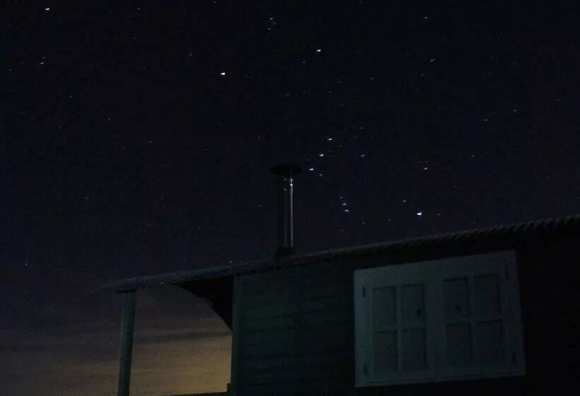 민박 Westfield House Farm