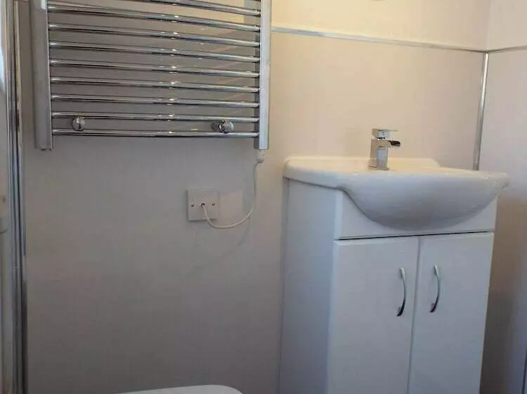 Edinburgh Palace Apartment