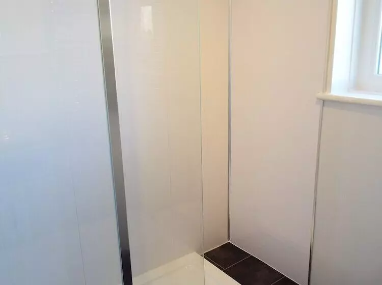 Edinburgh Palace Apartment