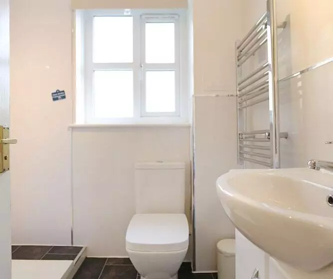 Edinburgh Palace Apartment