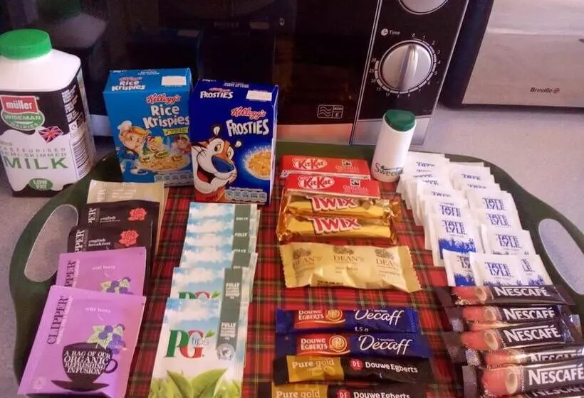 Edinburgh Palace Apartment