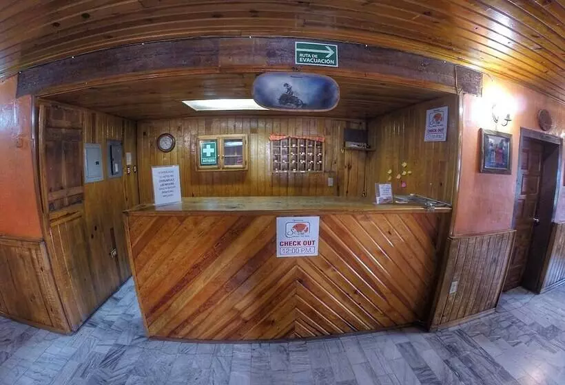 مسافرخانه Posada St Cruz Creel