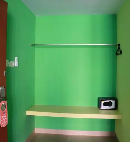 בית מלון כפרי Agung Makassar