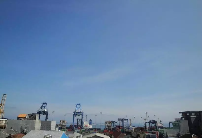 בית מלון כפרי Agung Makassar