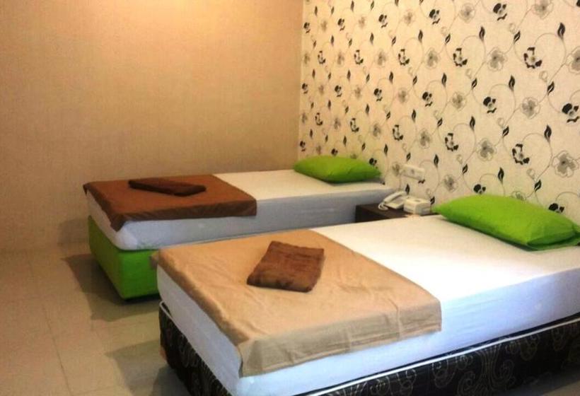 בית מלון כפרי Agung Makassar