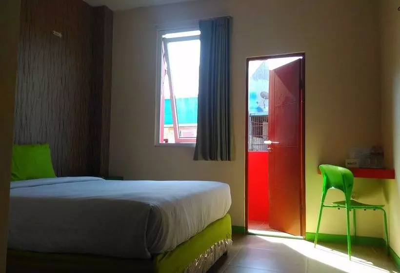 בית מלון כפרי Agung Makassar