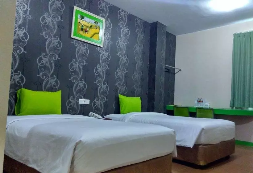 בית מלון כפרי Agung Makassar