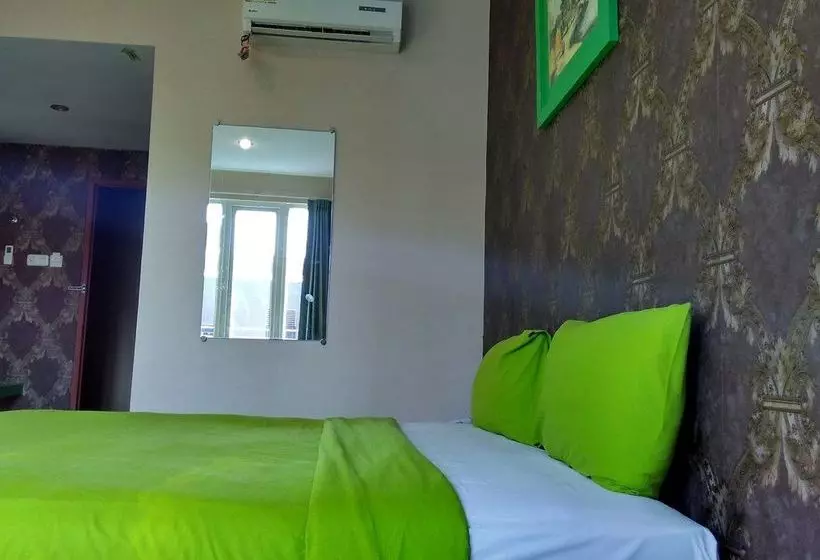 בית מלון כפרי Agung Makassar