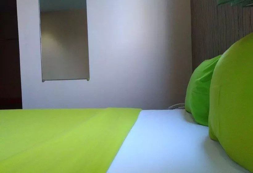 בית מלון כפרי Agung Makassar