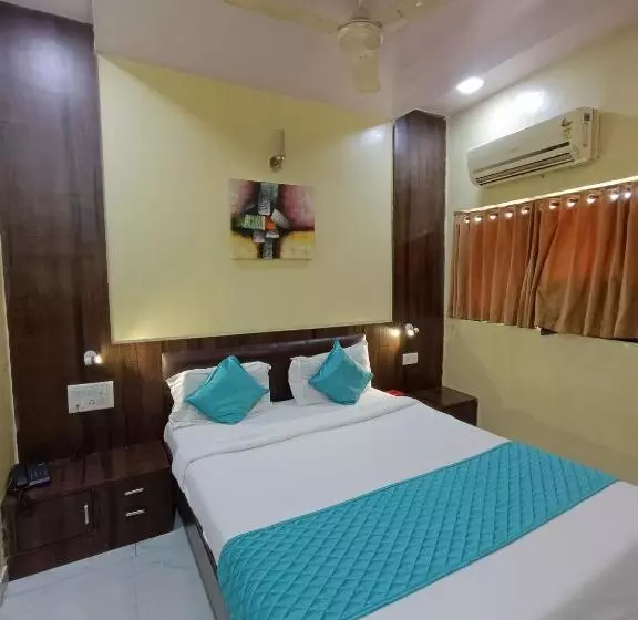 Hotel Amber Colaba