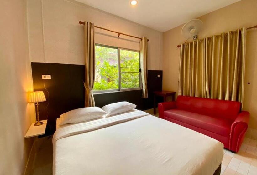 בית מלון כפרי Canal Resort