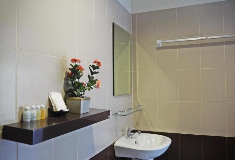 בית מלון כפרי Canal Resort