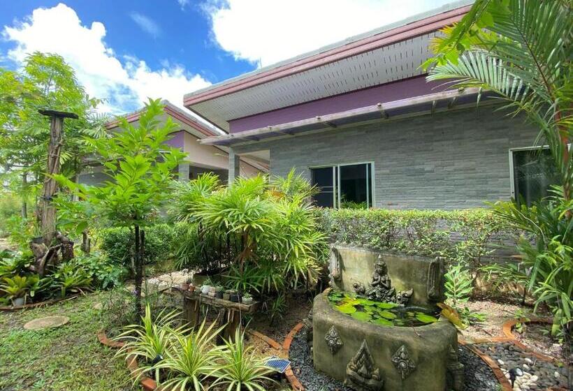 בית מלון כפרי Canal Resort